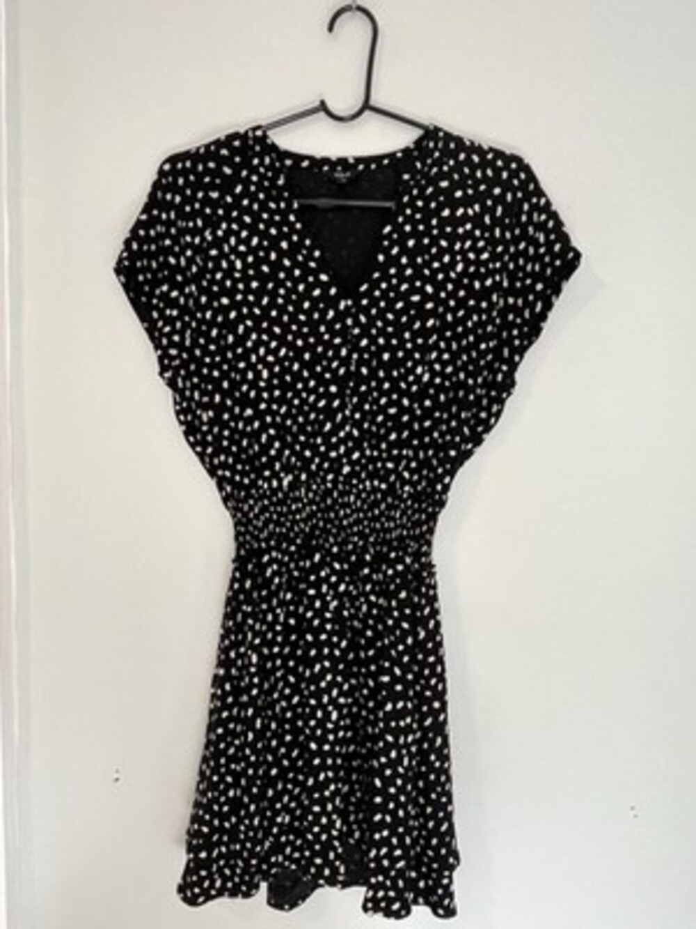 Rails Karla Black And White Spot Mini Dress . Elastic Waist Size Xs. Excellentco